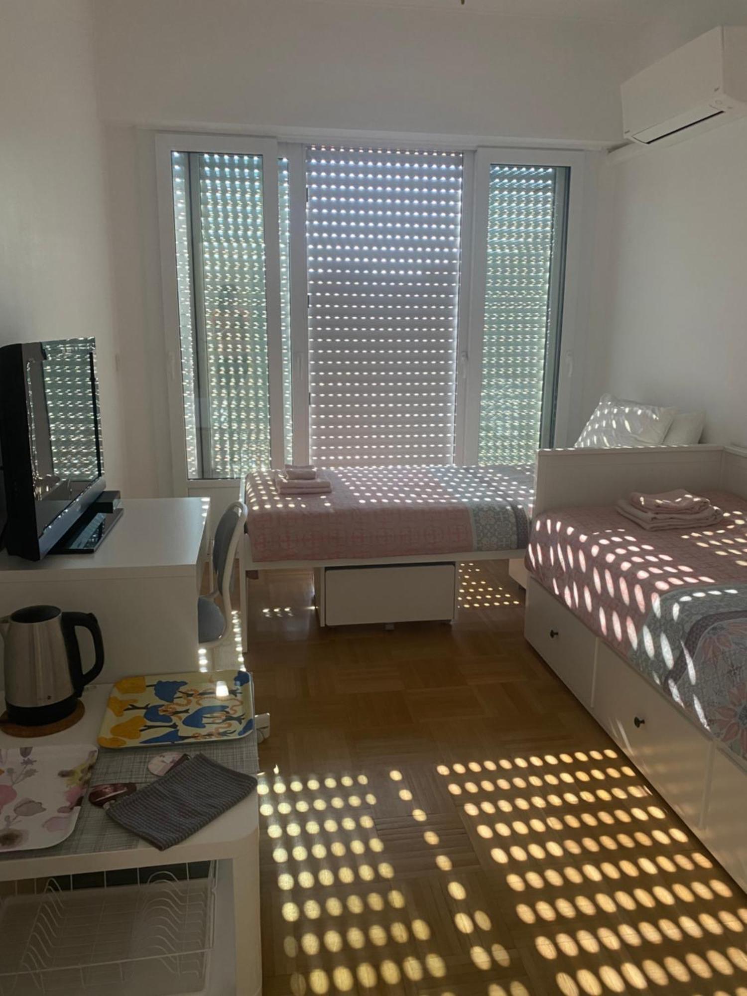 Mirela'S Private Room With Key, Ac, Lift & Balcony In The Center Of Nice On The Cote D'Azur Exteriér fotografie